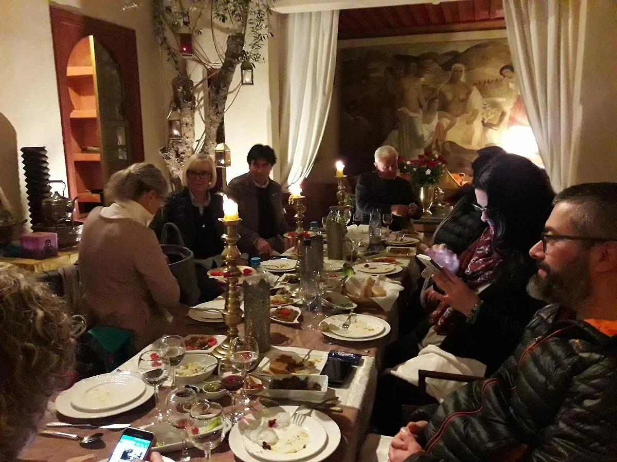 Riad Des Eaux Et Spa 마라케시 4*,